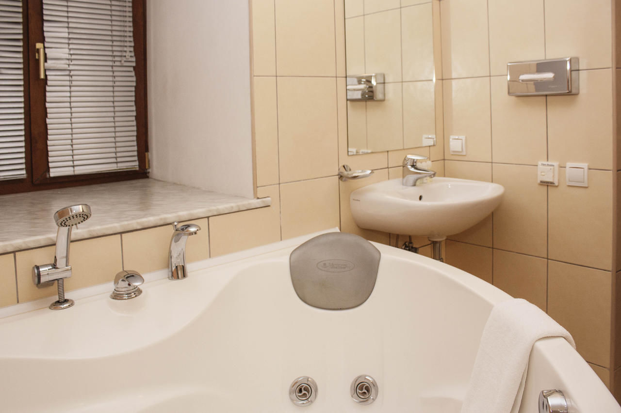 Отель Инкогнито Бутик-Отель Киев-13